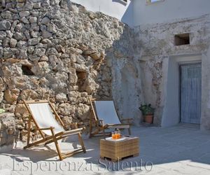 Trullo e appartamenti al mare Ugento Italy