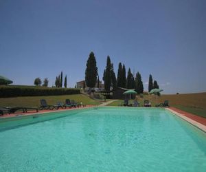 Peaceful Farmhouse with Pool in Asciano Sovicille Italy