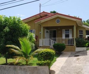 Ocho Rios The Emerald Estate 24 hours security 2 bed Ocean View Boscabel Jamaica