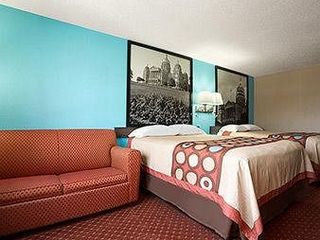 Hotel pic Baymont by Wyndham Cedar Rapids