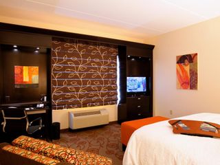 Фото отеля Hampton Inn & Suites Chattanooga Downtown