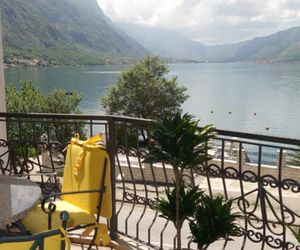 Orahovac Exclusive Apartment Dobrota Montenegro
