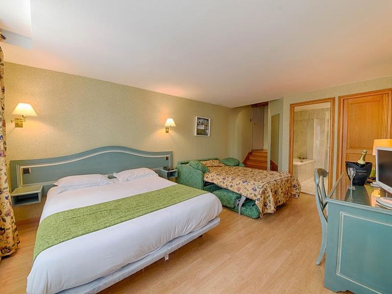 Hotel Photo 1