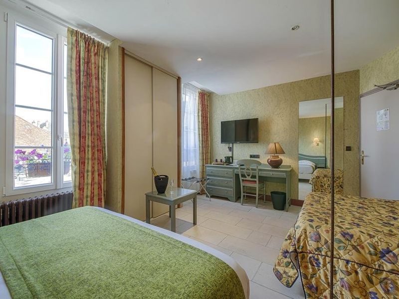 Hotel Photo 3