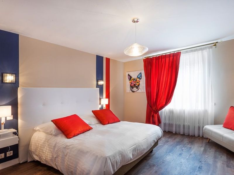 Hotel Photo 1