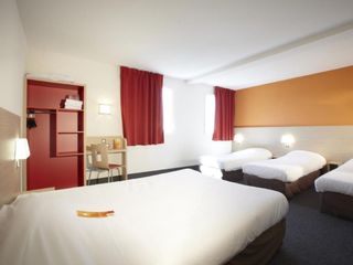 Hotel pic Première Classe Istres