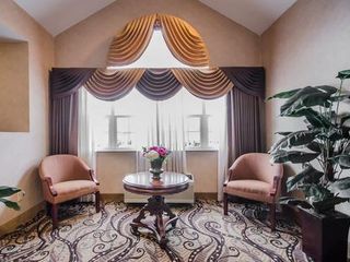 Фото отеля Econo Lodge Inn & Suites Evansville