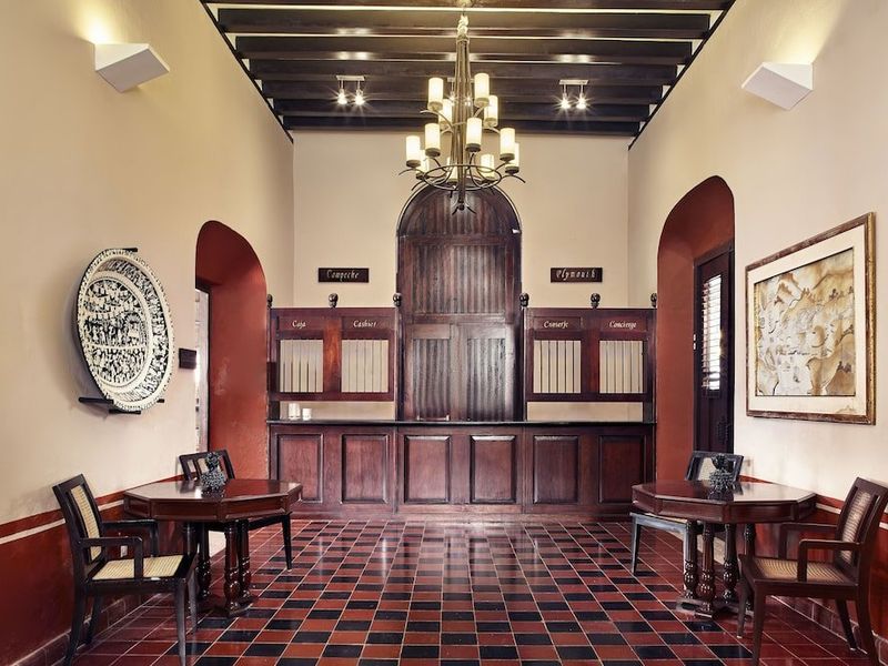 Hotel Photo 8