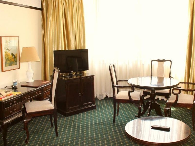 Hotel Photo 6