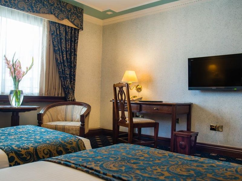 Hotel Photo 6