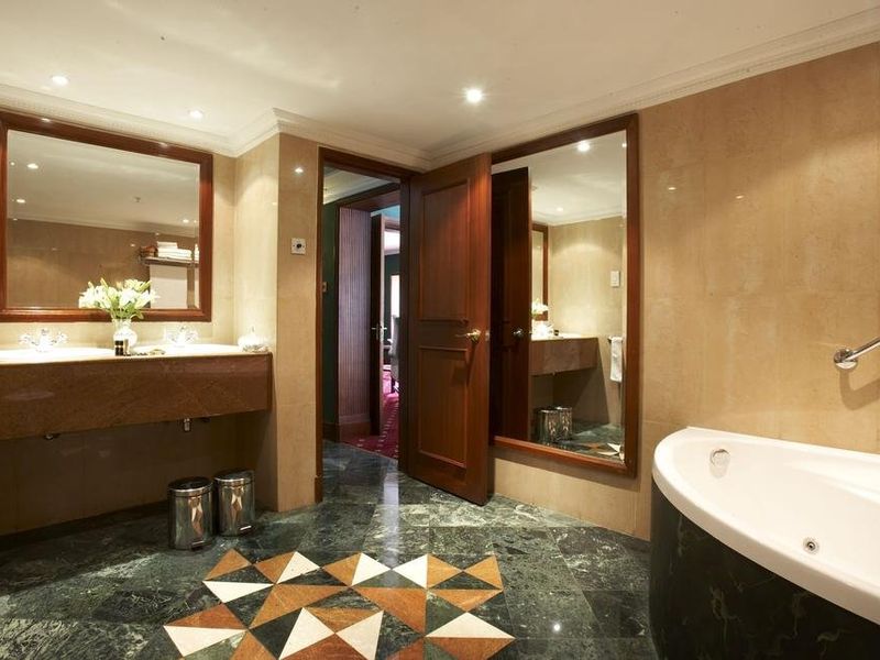 Hotel Photo 9