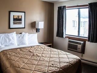 Hotel pic Fargo Inn and Suites