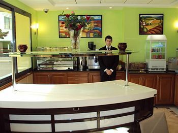 Hotel Photo 16