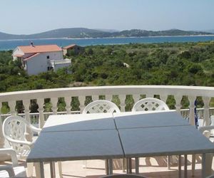 Rental Apartment Vodice - Vodice, 3 bedrooms, 10 persons Vodice Croatia