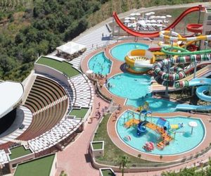 Luxury Apartments in GoldCity Complex Kargicak Turkey