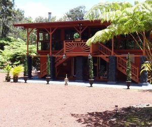 Alii Kane Cottages Deluxe One-Bedroom Suite Volcano Village United States