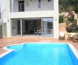 Secret Escape Villa Heated Pool and Jacuzzi Rapaniana Greece