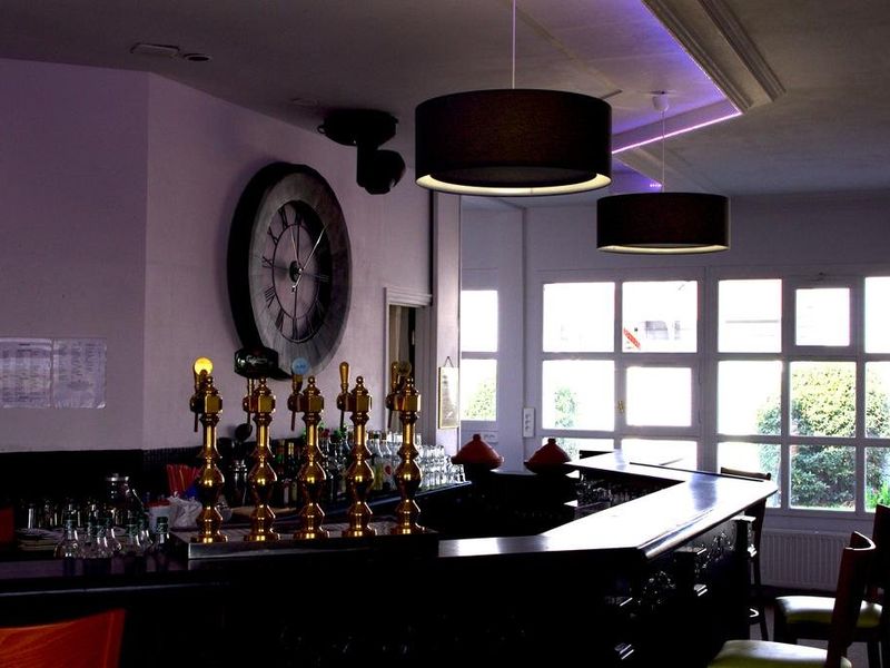 Hotel Photo 8