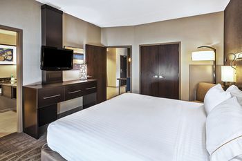 Photo of Holiday Inn Express & Suites Dayton South - I-675, an IHG Hotel