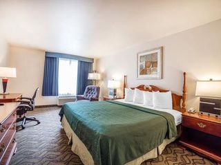 Фото отеля Quality Inn & Suites Airport West Salt Lake City