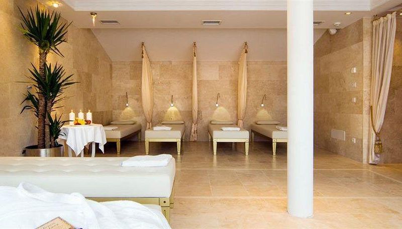 Hotel Photo 11