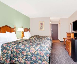 Days Inn & Suites by Wyndham SE Columbia Ft Jackson Columbia United States