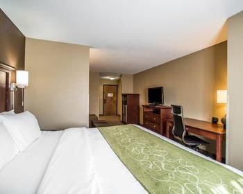 Photo of Comfort Suites - Columbia