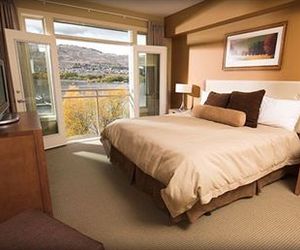 Strand Lakeside Resort by Okanagan Valley Rentals Vernon Canada