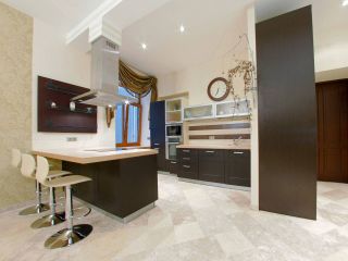 hth24 Apartments .  Italianskaya 14