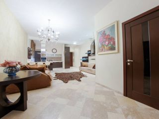 hth24 Apartments .  Italianskaya 14