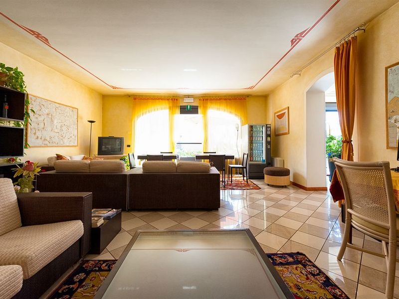Hotel Photo 16