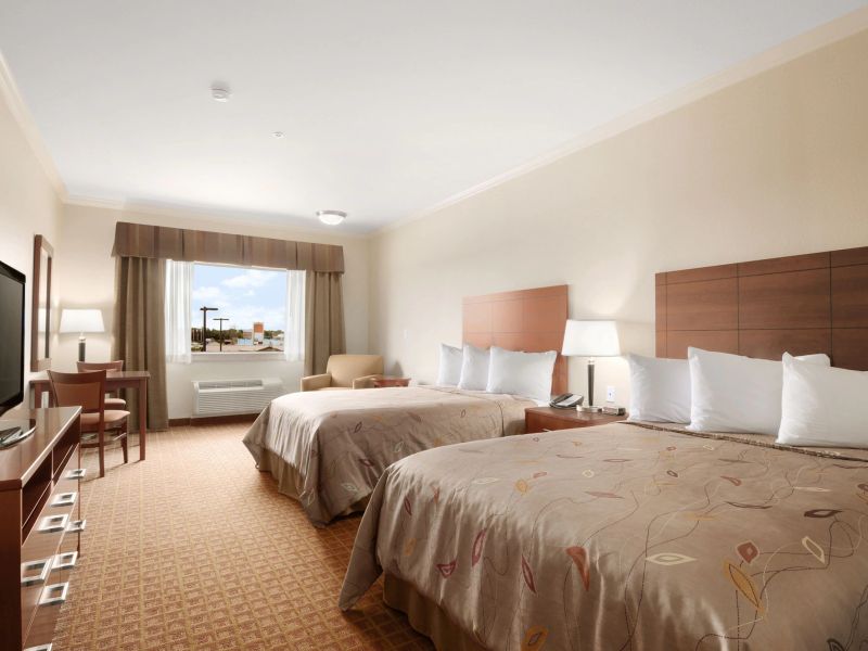 Hotel Photo 5