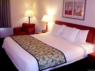 Hotel pic Fairfield Inn & Suites Bloomington