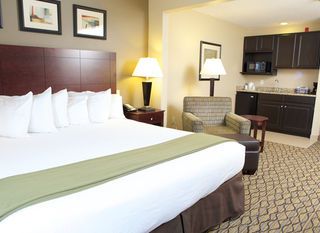 Hotel pic Holiday Inn Express Bloomington West, an IHG Hotel