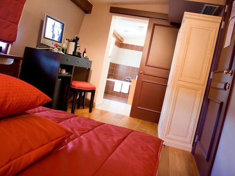 Hotel Photo 6