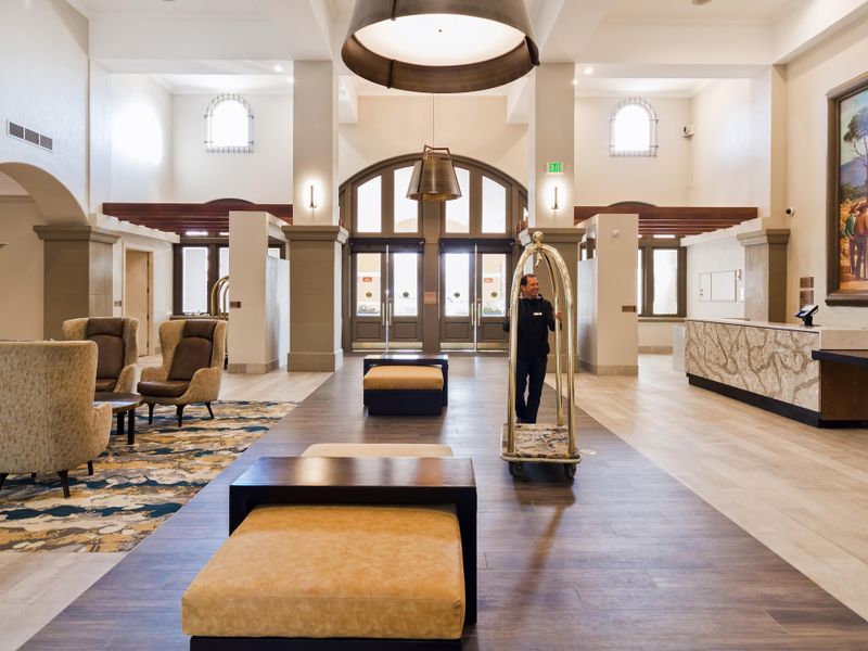 Hotel Photo 6
