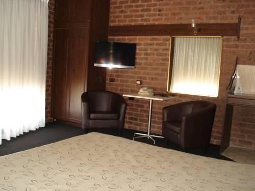 Hotel Photo 9