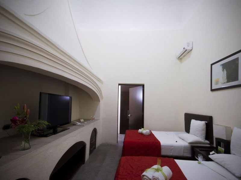 Hotel Photo 3