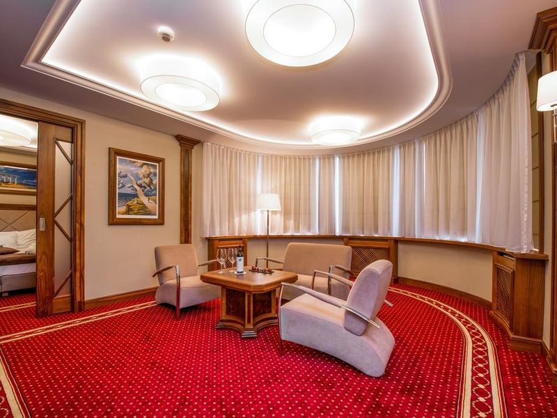 Hotel Photo 16