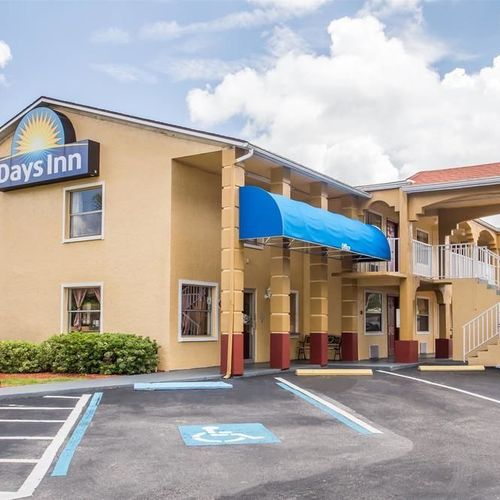 Photo of Days Inn by Wyndham Bradenton I-75