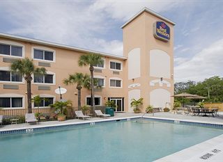 Hotel pic Days Inn & Suites by Wyndham Bonita Springs North Naples