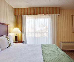 Holiday Inn Hotel & Suites Santa Maria Santa Maria United States