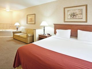 Фото отеля Holiday Inn Express Hotel & Suites Barstow, an IHG Hotel