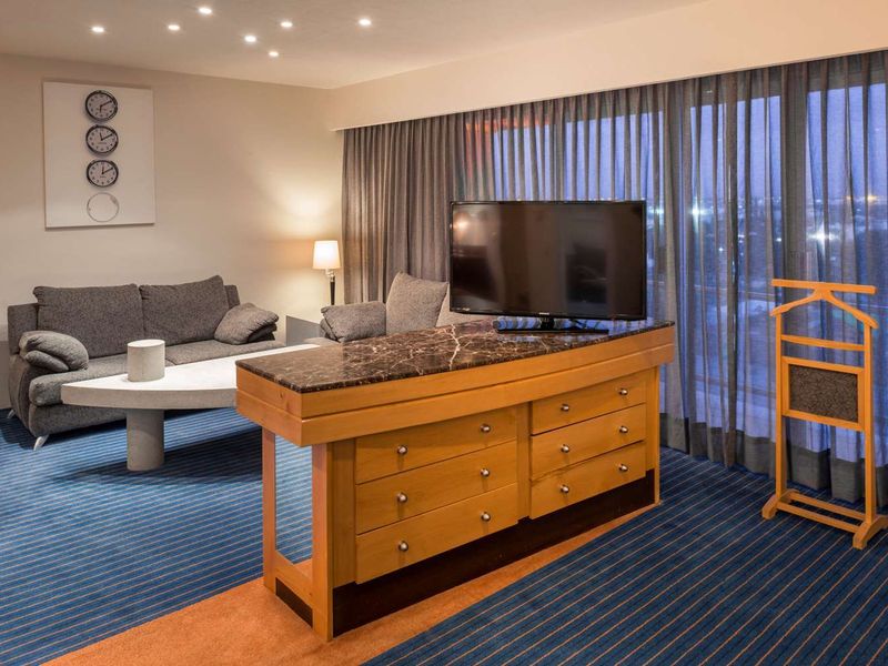 Hotel Photo 6