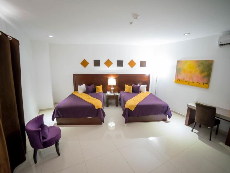 Hotel Photo 6