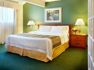 Фото отеля Best Western Fishkill Inn & Suites