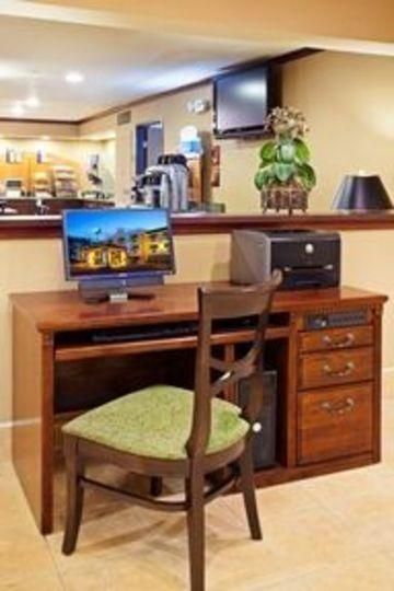 Hotel Photo 9