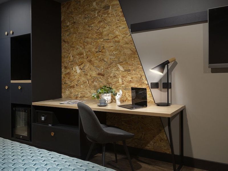Hotel Photo 6