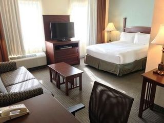 Hotel pic Staybridge Suites Savannah Airport - Pooler, an IHG Hotel