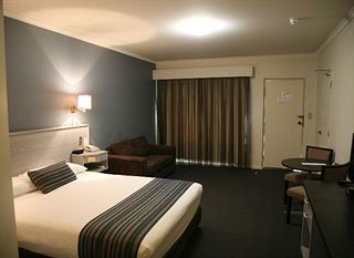 Фото отеля Ibis Styles Adelaide Manor